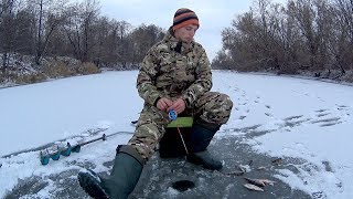 Ловля окуня на ЧЕРТА. Первый лед 2017-2018