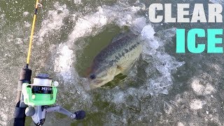 Fishing on CLEAR ICE -- FIRST Fish of 2018!!! (3 Degrees FREEZING)