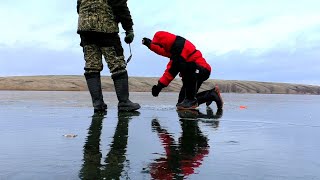 УТАЩИЛО ЖЕРЛИЦУ НЕ УСПЕЛ СХВАТИТЬ зимняя рыбалка на жерлицы 2019-2020